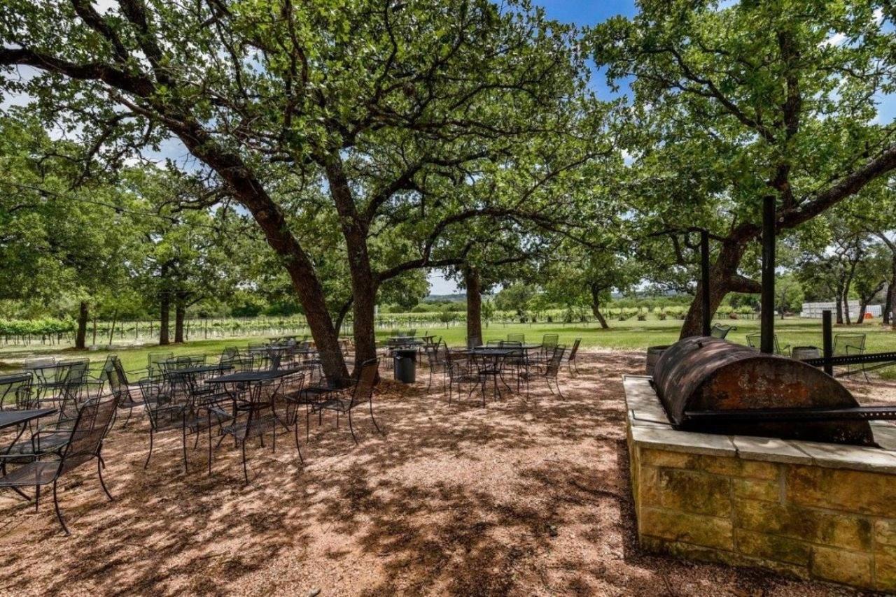 فيلا Hamilton Pool Vineyards & Farms Hammetts Crossing المظهر الخارجي الصورة